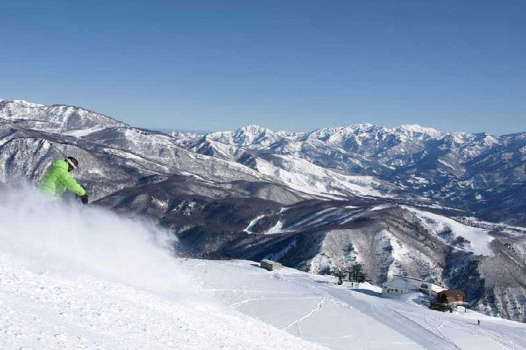 Hakuba Hotel Ougiya Εξωτερικό φωτογραφία